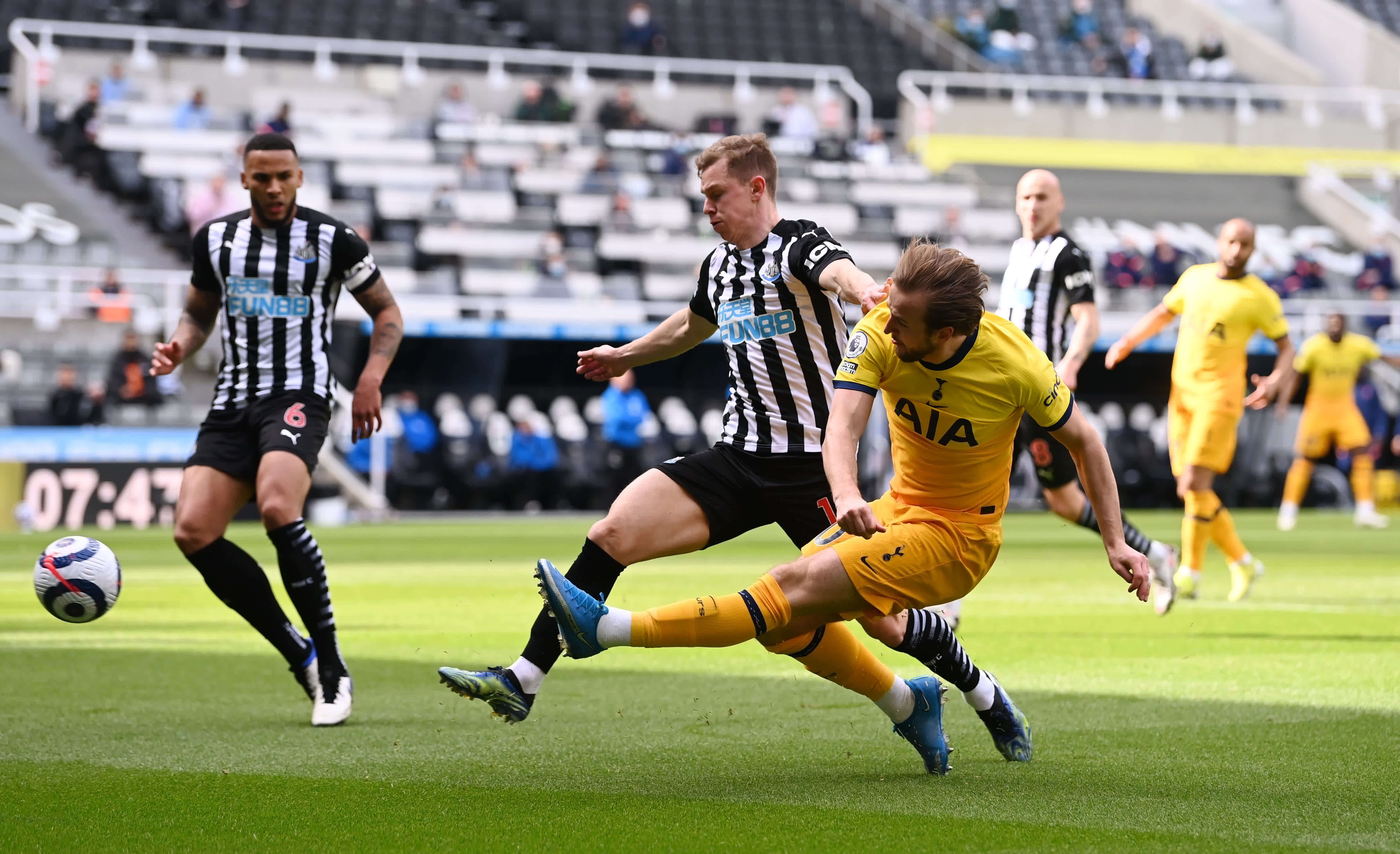 都是难以企 都是难以企